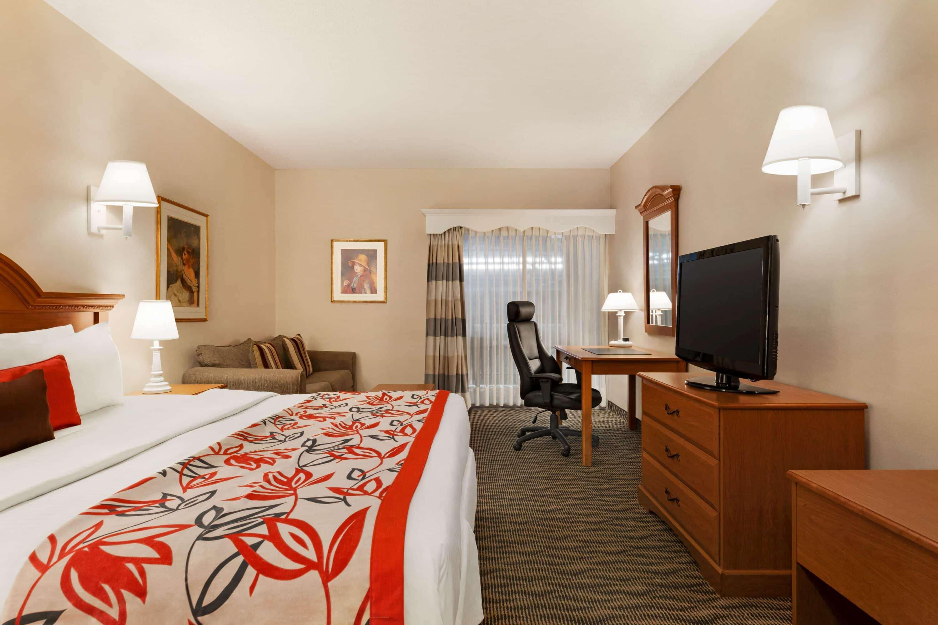 Ramada By Wyndham Fredericton Hotel Eksteriør billede