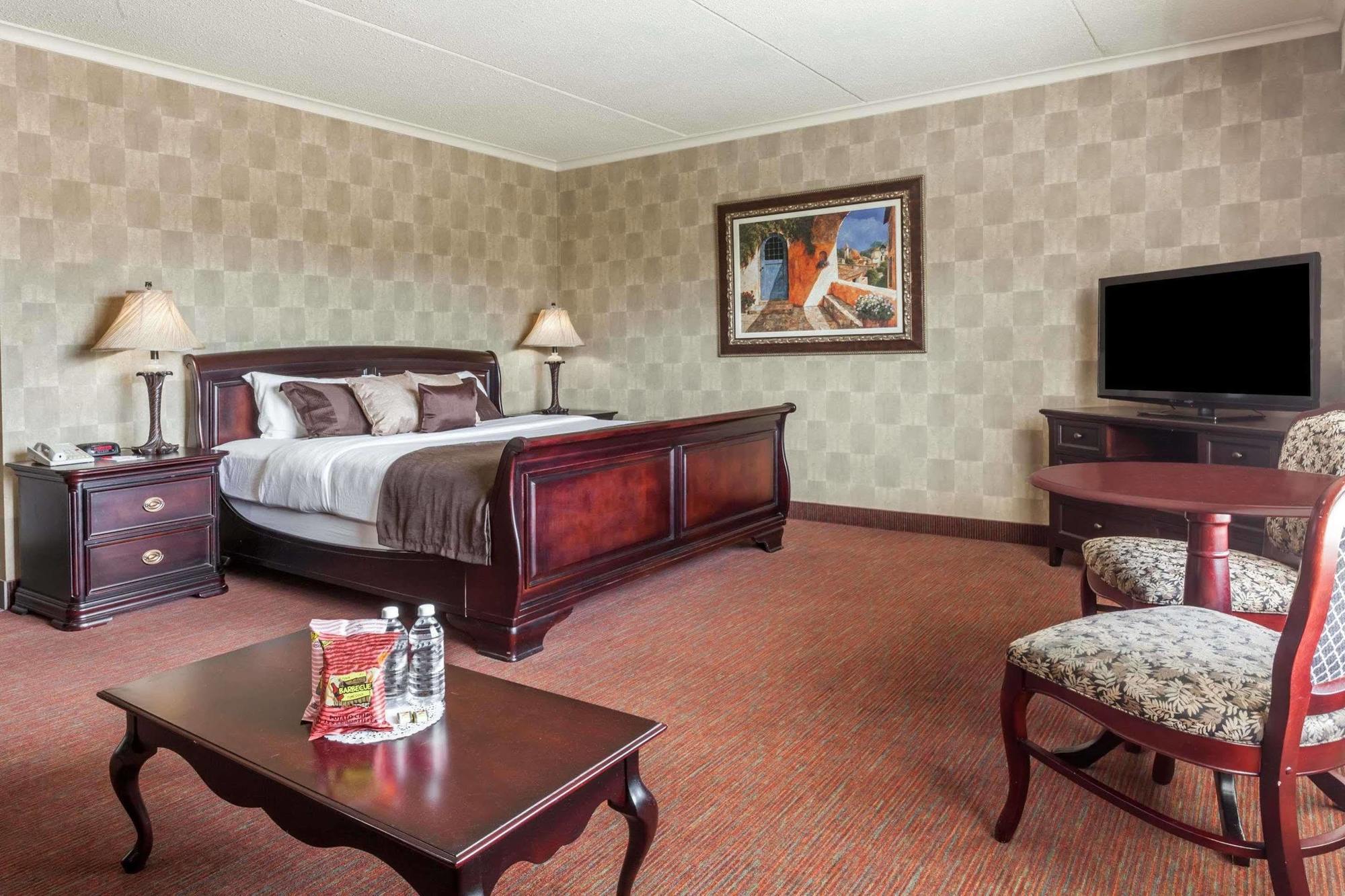 Ramada By Wyndham Fredericton Hotel Eksteriør billede
